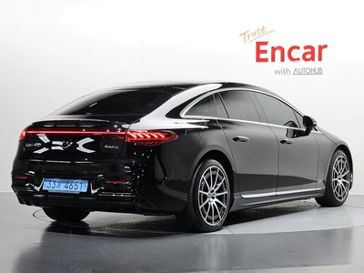 MERCEDES-BENZ EQS - 3