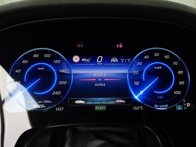 MERCEDES-BENZ EQS - 8