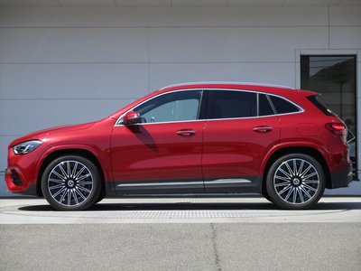 MERCEDES-BENZ GLA-CLASS - 4