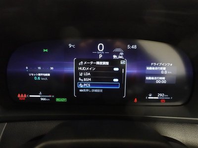 TOYOTA CROWN CROSSOVER - 10