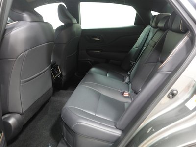 TOYOTA CROWN CROSSOVER - 7