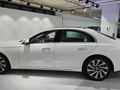 2025 Mercedes-BENZ E-CLASS 照片 8