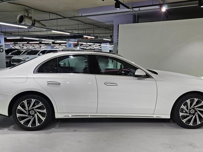 2025 Mercedes-BENZ E-CLASS 照片 9