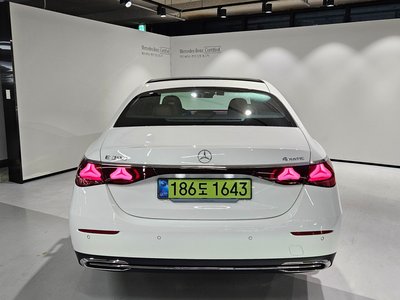 2025 Mercedes-BENZ E-CLASS 照片 5