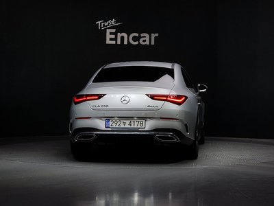 MERCEDES-BENZ CLA - 3