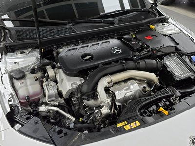 MERCEDES-BENZ CLA - 7