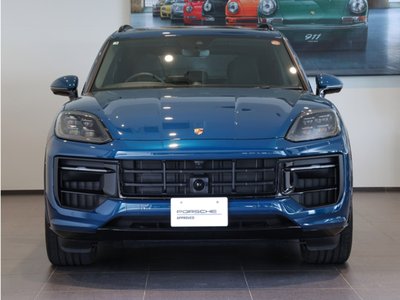 PORSCHE CAYENNE - 4