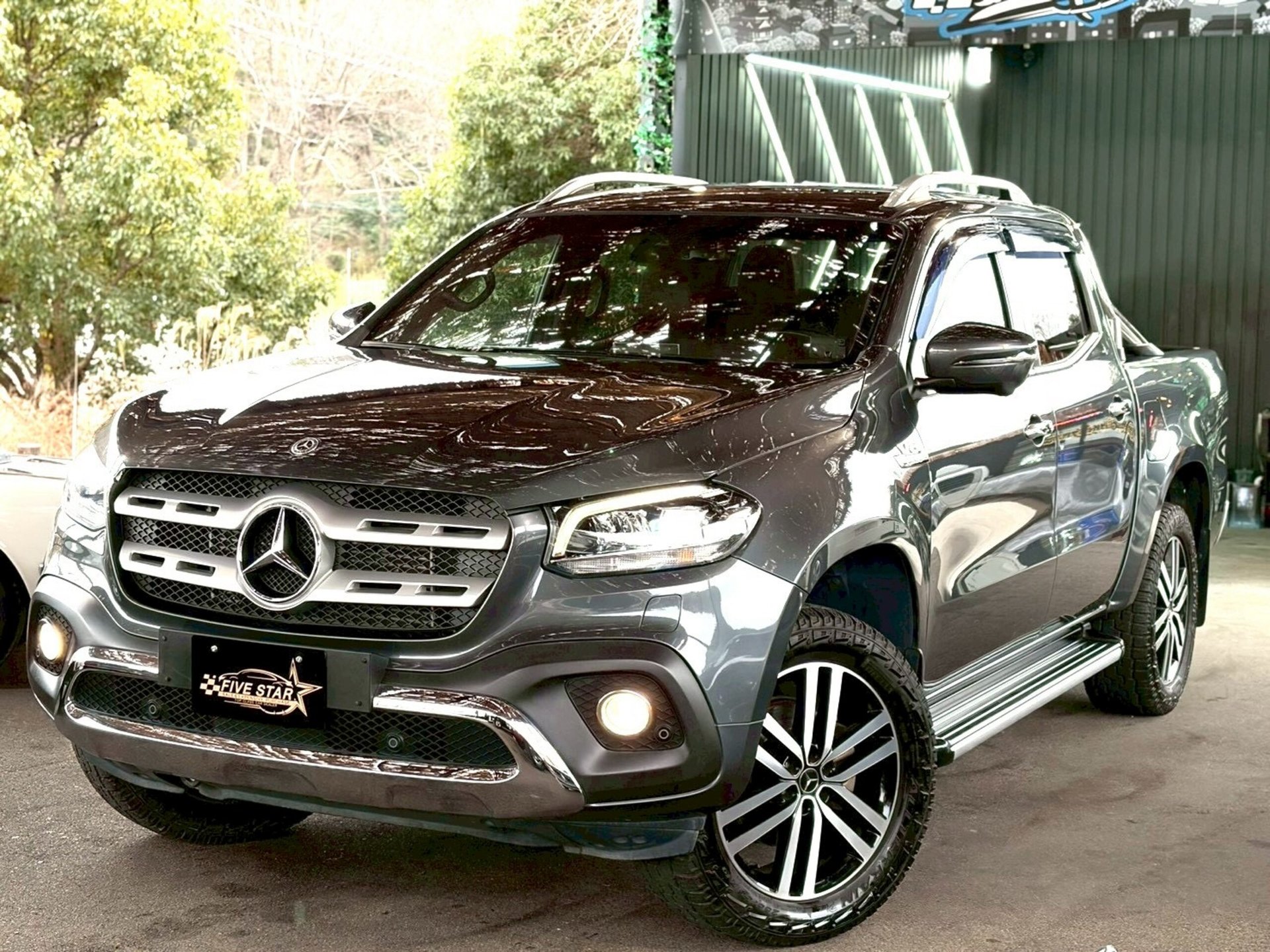 MERCEDES-BENZ X-CLASS - View 1