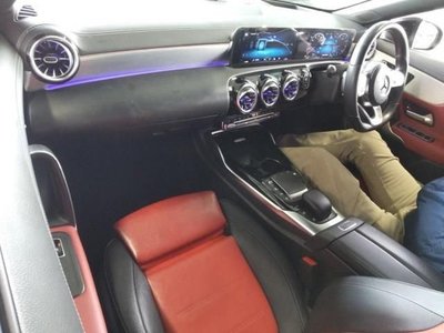 MERCEDES-BENZ CLA - 3