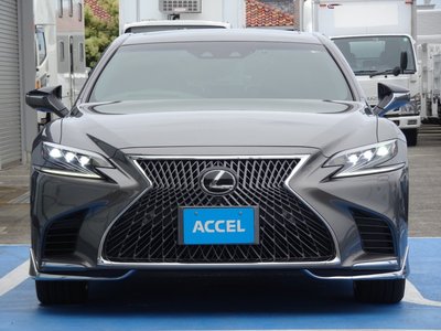 LEXUS LS - 10