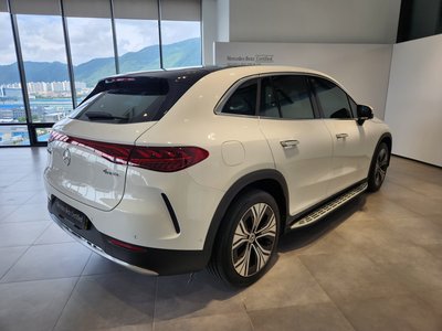 2024 Mercedes-BENZ EQE photo 3