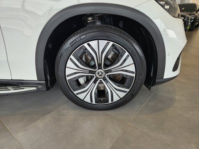 2024 Mercedes-BENZ EQE photo 6