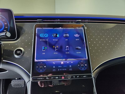 2024 Mercedes-BENZ EQE — миниатюра 19
