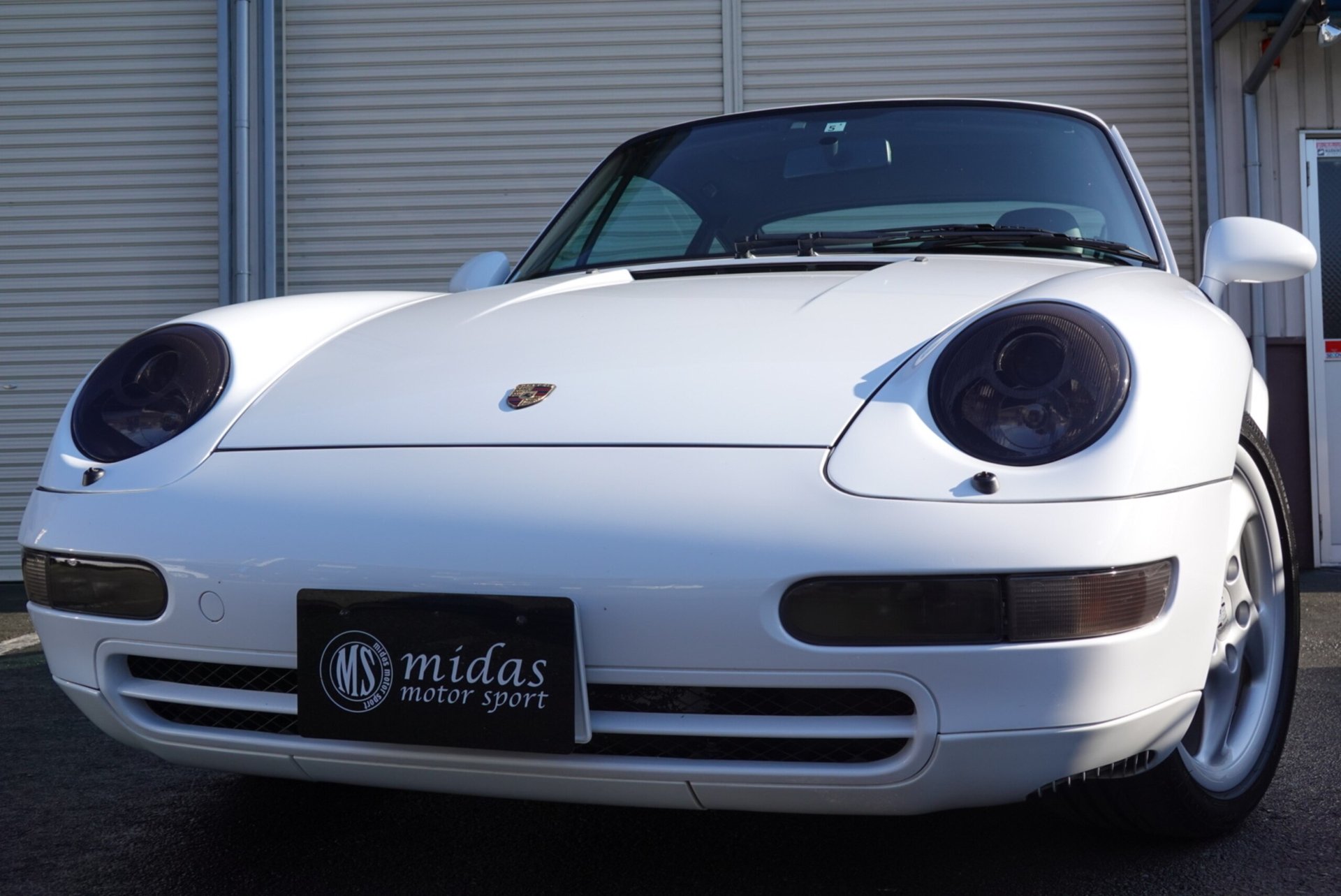 PORSCHE 911 - View 1