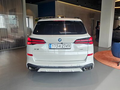 2025 BMW X5 — фото 3