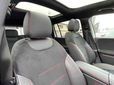2024 Mercedes-BENZ GLB photo 6