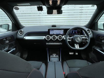 2024 Mercedes-BENZ GLB photo 3