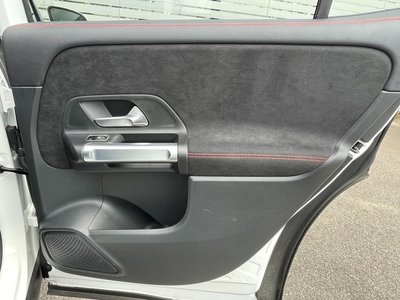 2024 Mercedes-BENZ GLB thumbnail 57