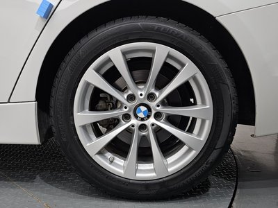 صورة 8 لـ 2018 BMW 3 SERIES