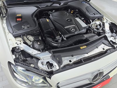 MERCEDES-BENZ E-CLASS - 7