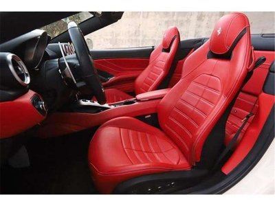 FERRARI CALIFORNIA - 8