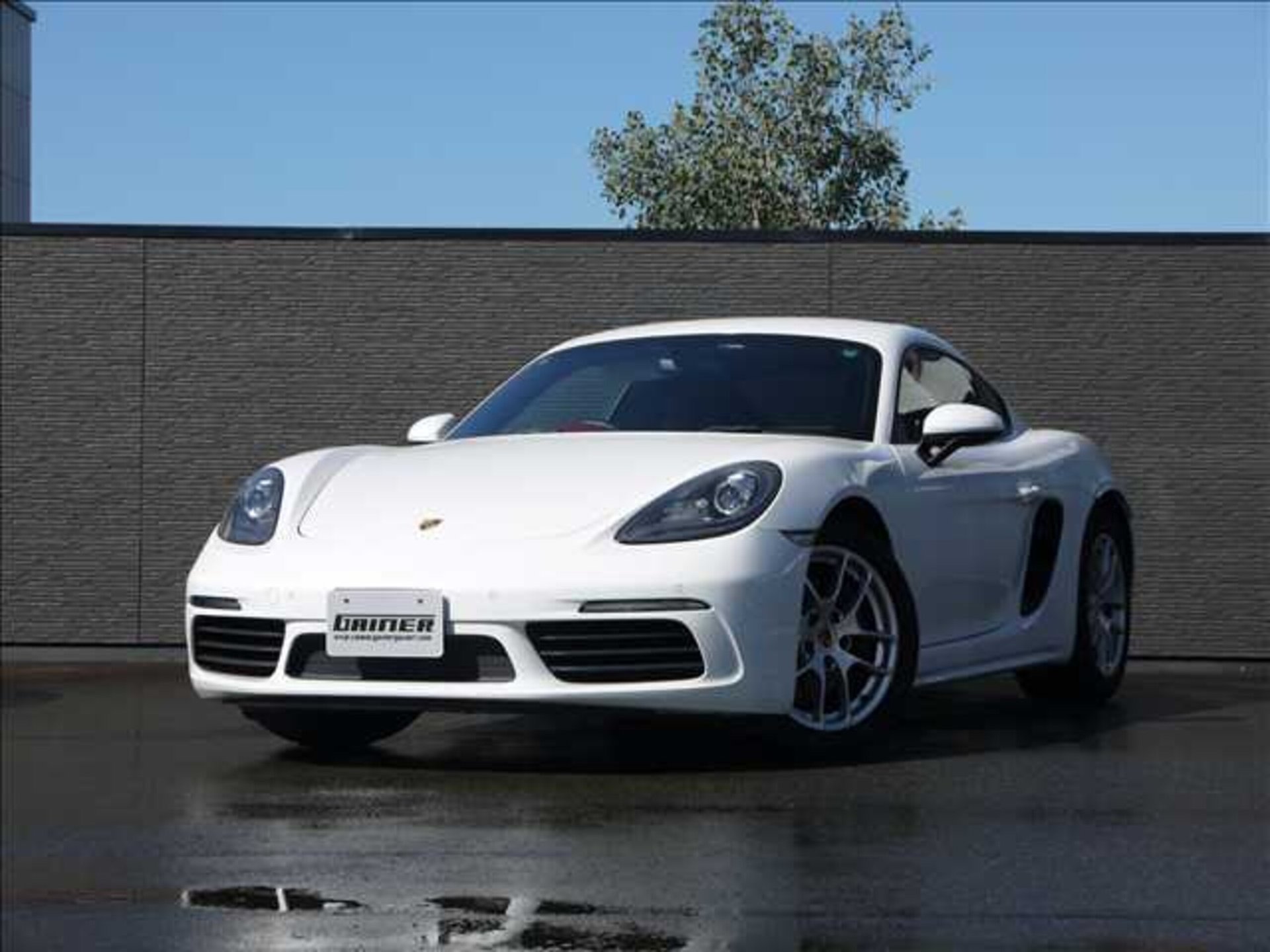 PORSCHE 718 CAYMAN - View 1