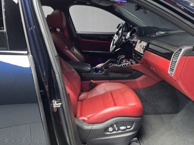 2021 Porsche CAYENNE 缩略图 17