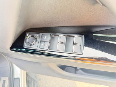 2025 Lexus LX 缩略图 31