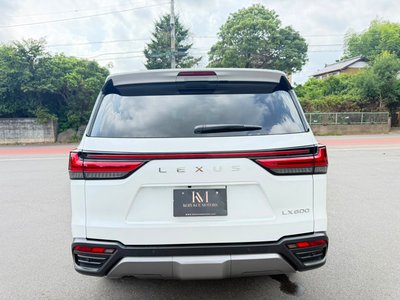 2025 Lexus LX 缩略图 8