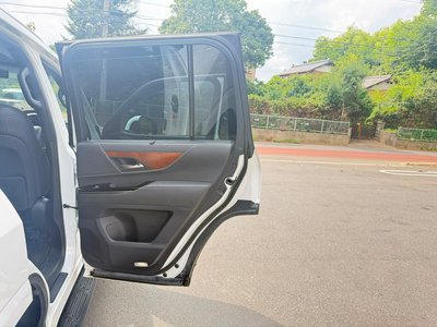 2025 Lexus LX 缩略图 12
