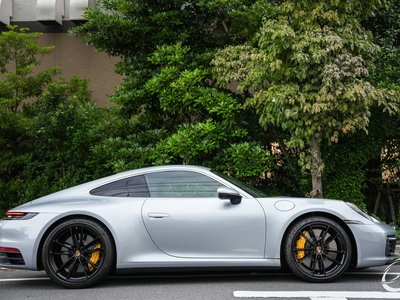 PORSCHE 911 - 6