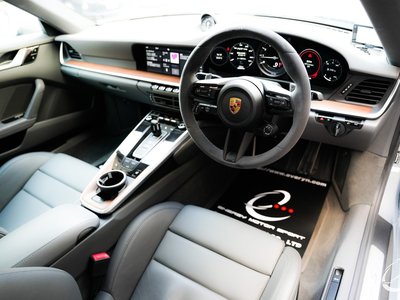 PORSCHE 911 - 5