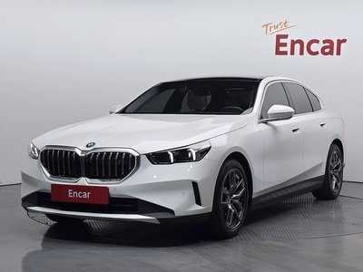 2025 BMW I5 — фото 1