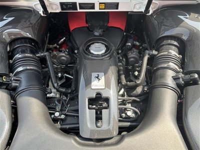 2022 Ferrari F8 SPIDER thumbnail 68