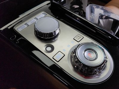 2025 Genesis G80 (RG3) thumbnail 12