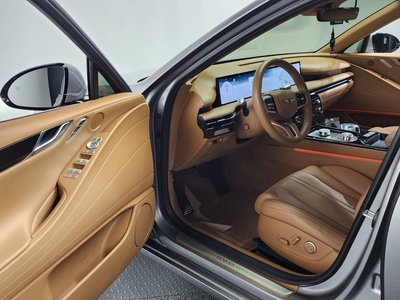 2025 Genesis G80 (RG3) thumbnail 13