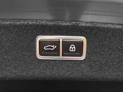 2025 Genesis G80 (RG3) thumbnail 32