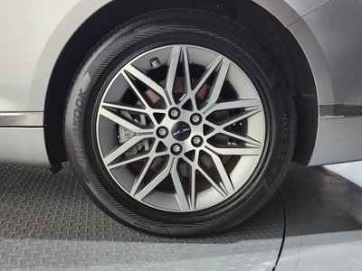 2025 Genesis G80 (RG3) photo 8