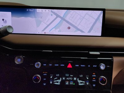 2025 Genesis G80 (RG3) thumbnail 19