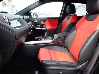 2025 Mercedes-BENZ GLA thumbnail 14