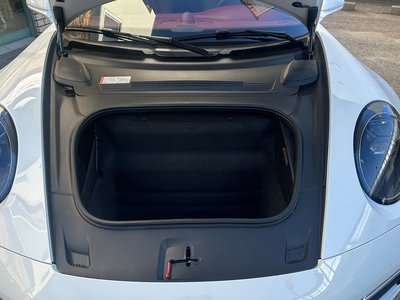 PORSCHE 911 CABRIOLET - 9