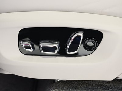 2025 ROLLS-ROYCE CULLINAN thumbnail 19