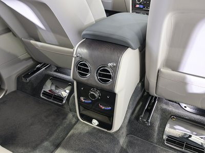 2025 ROLLS-ROYCE CULLINAN thumbnail 38
