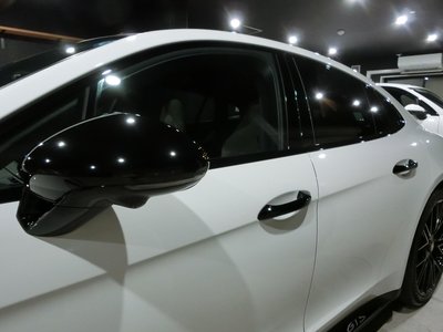 صورة مصغرة 32 لـ 2024 Porsche PANAMERA