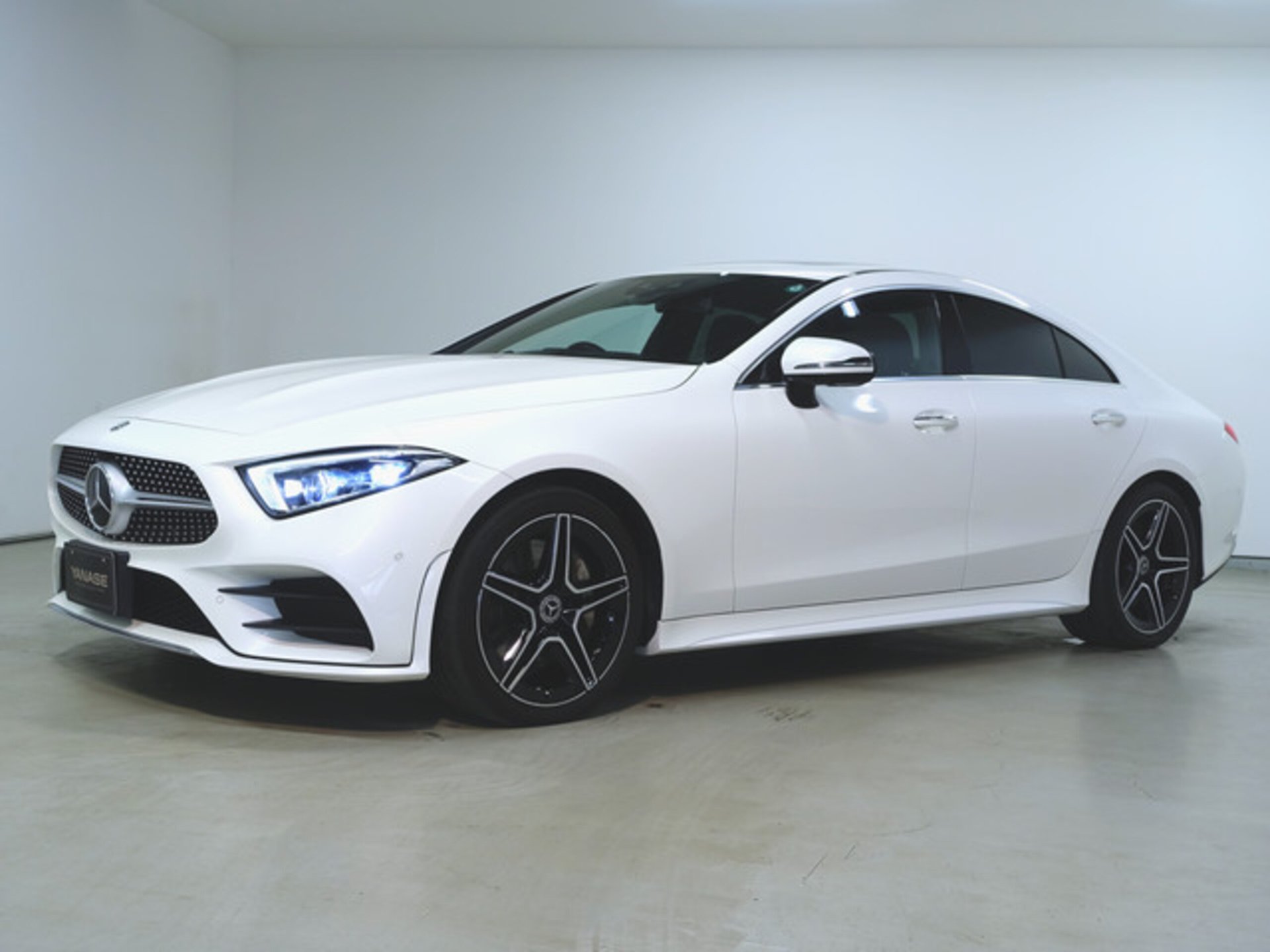 MERCEDES-BENZ CLS - View 1