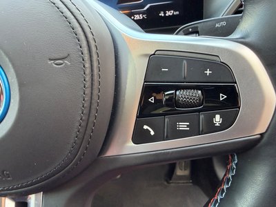 صورة 35 لـ 2022 BMW I4