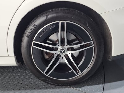 MERCEDES-BENZ E-CLASS - 6