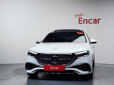 MERCEDES-BENZ E-CLASS - 2