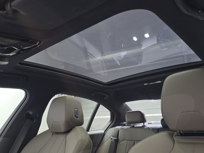 2024 BMW 5 SERIES thumbnail 25