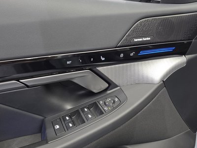 2024 BMW 5 SERIES thumbnail 28